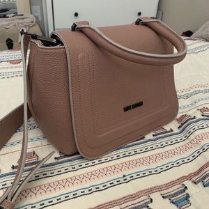 NWOT Steve Madden Mauve Crossbody Bag 👛